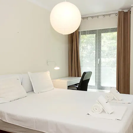 Primorki Park 1 Bd Flat With Desk & Balcony Διαμέρισμα *