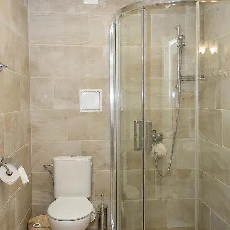 Primorki Park 1 Bd Flat With Desk & Balcony Apartman