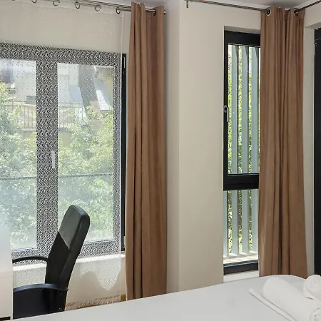 Primorki Park 1 Bd Flat With Desk & Balcony Apartament *